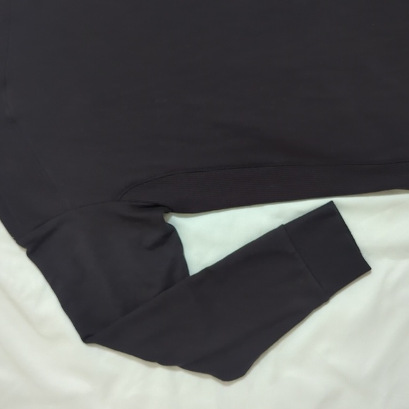 Lou & Grey Signaturesoft Lightweight Dolman Sleeve Sweater, Color Black Size M - Picture 3 of 15